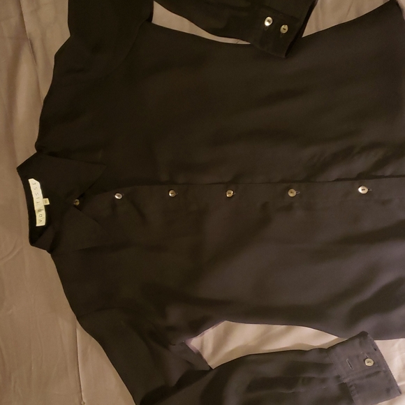 Van Tisse sheer black blouse size medium. Tailored cut. - Picture 6 of 6